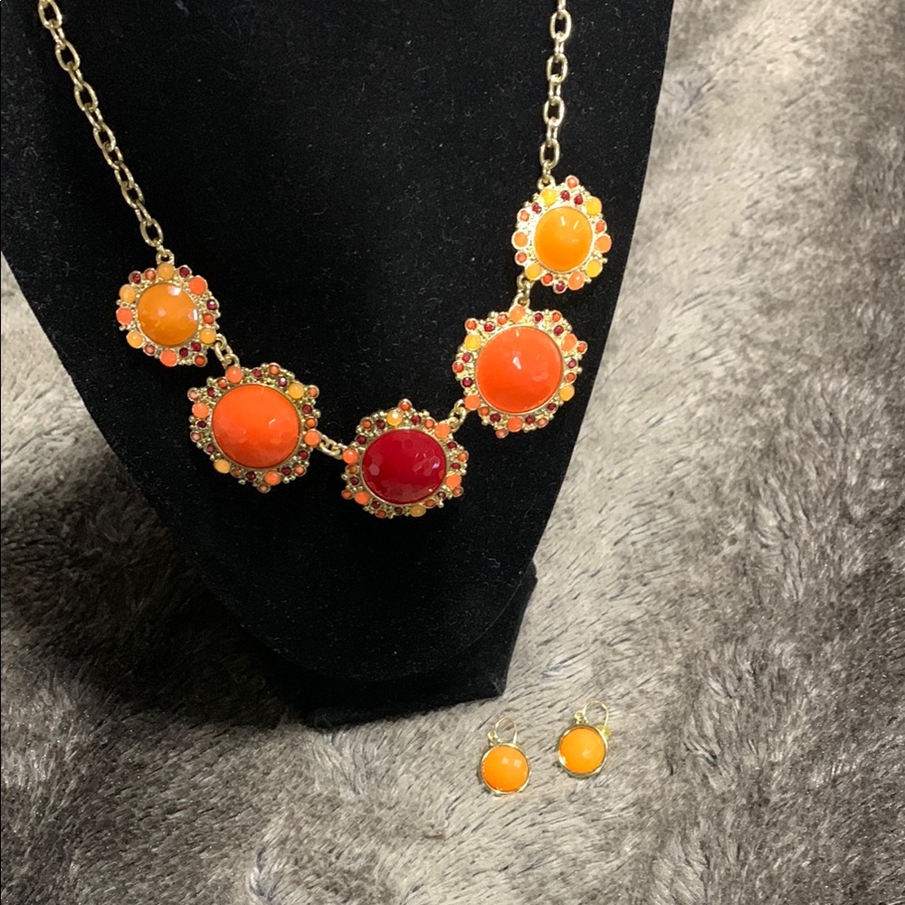 Elegant Orange and Red Statement Necklace and Earrings Set‎ 8073